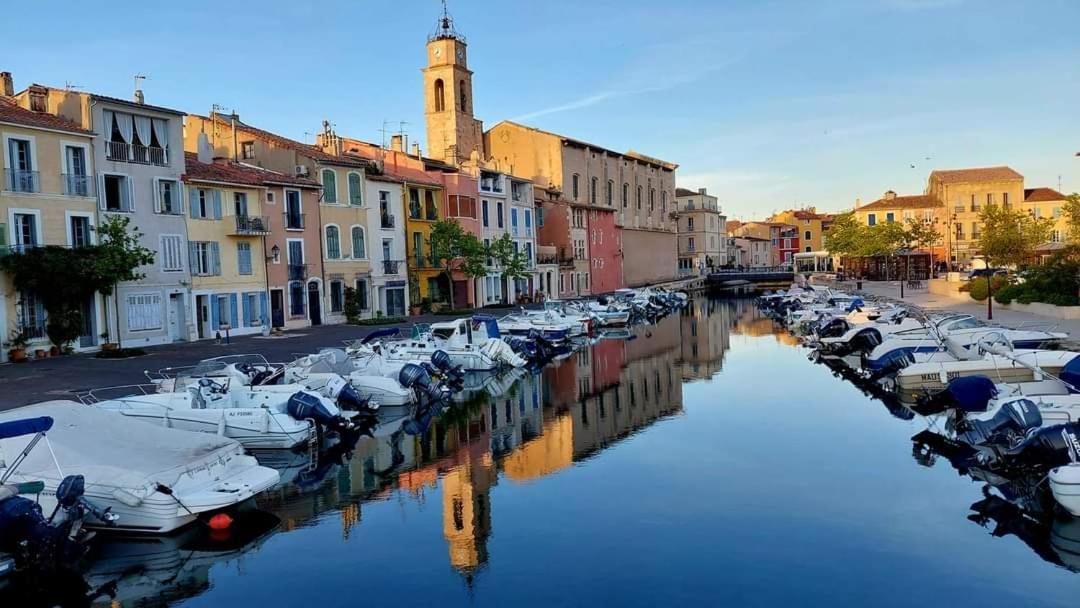 Les Hebergements De La Plage En Ville Martigues Habitación foto