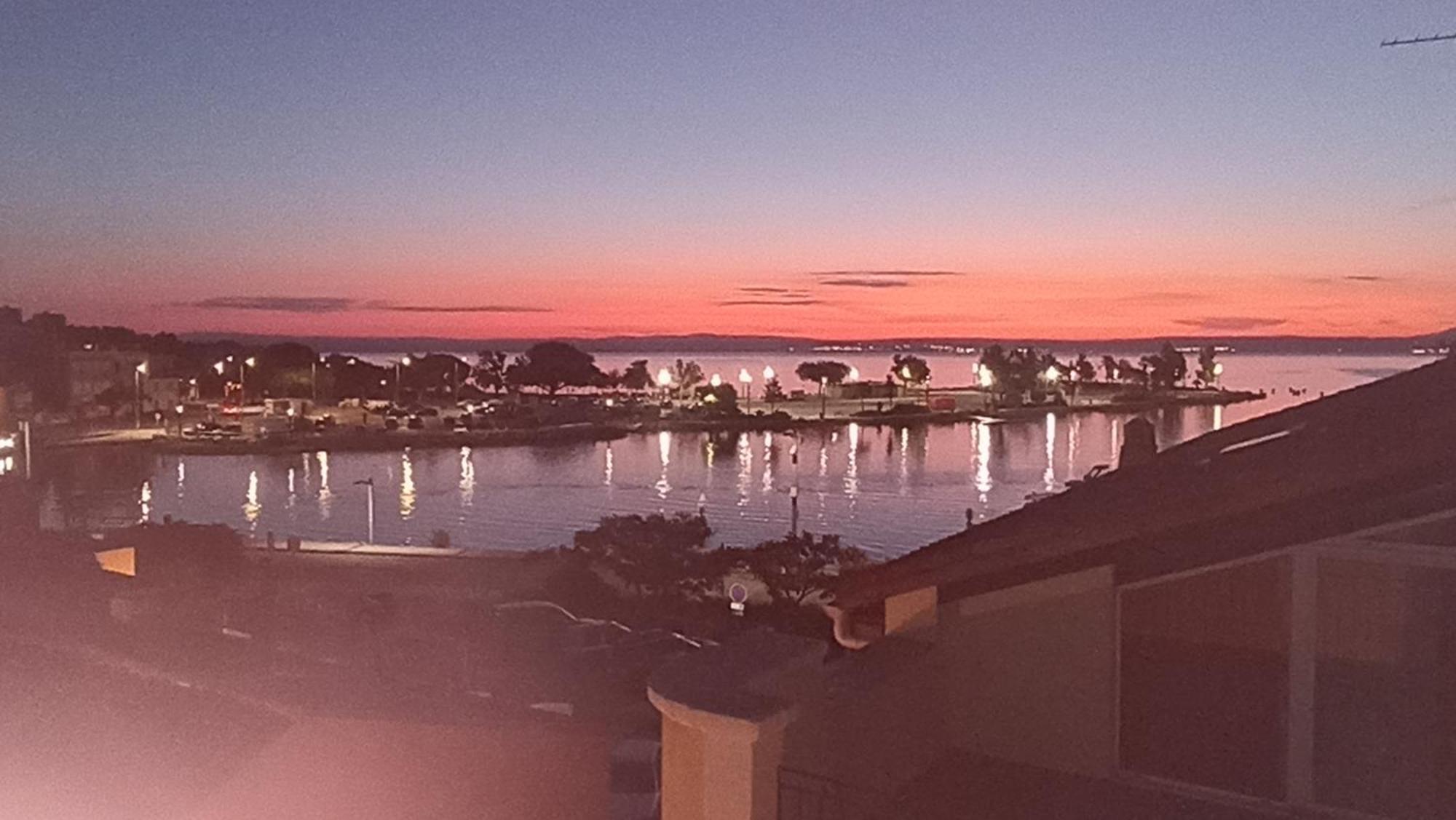 Les Hebergements De La Plage En Ville Martigues Exterior foto